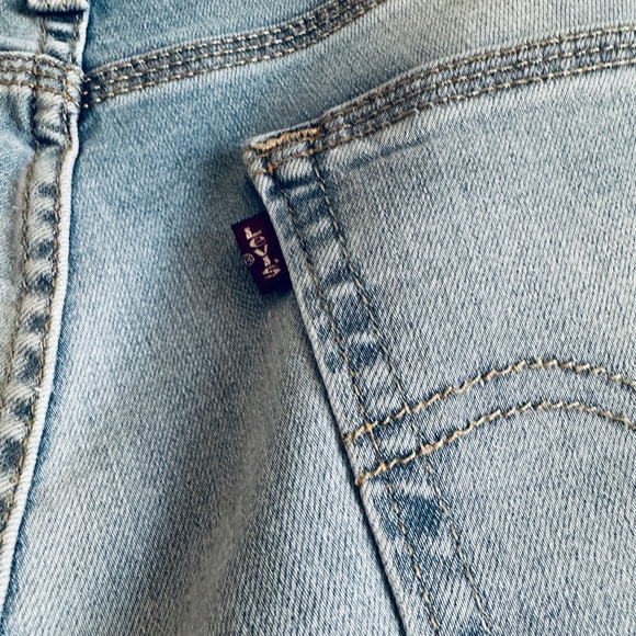 Levi’s | Jeans - Picture 4 of 5